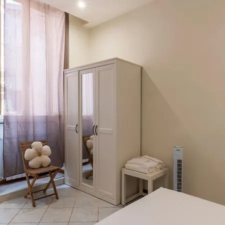 Yellhow - Cozy In Trastevere *